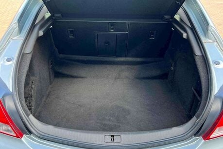 Vauxhall Insignia 2.0 CDTi ecoFLEX SRi Euro 5 5dr 32