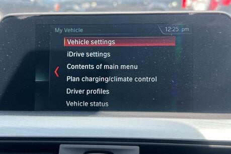 BMW 3 Series 2.0 330e 7.6kWh M Sport Saloon 4dr Petrol Plug-in Hybrid Auto Euro 6 (s/s)  52