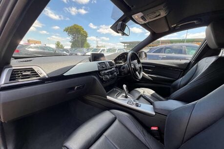 BMW 3 Series 2.0 330e 7.6kWh M Sport Saloon 4dr Petrol Plug-in Hybrid Auto Euro 6 (s/s)  29