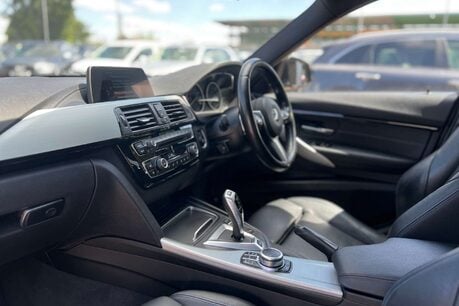 BMW 3 Series 2.0 330e 7.6kWh M Sport Saloon 4dr Petrol Plug-in Hybrid Auto Euro 6 (s/s)  30