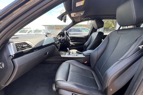BMW 3 Series 2.0 330e 7.6kWh M Sport Saloon 4dr Petrol Plug-in Hybrid Auto Euro 6 (s/s)  28