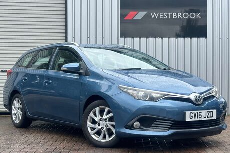 Toyota Auris 1.6 D-4D Business Edition Touring Sports 5dr Diesel Manual Euro 6 (s/s) (11