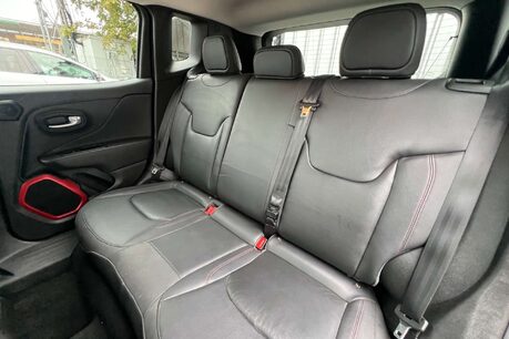 Jeep Renegade 2.0 MultiJetII Trailhawk SUV 5dr Diesel Auto 4WD Euro 6 (s/s) (170 ps) 26