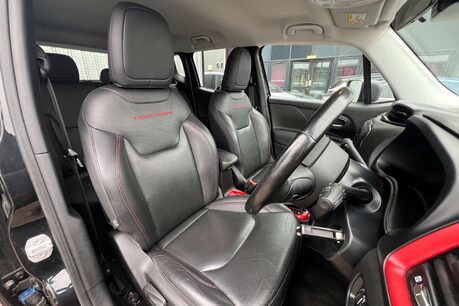 Jeep Renegade 2.0 MultiJetII Trailhawk SUV 5dr Diesel Auto 4WD Euro 6 (s/s) (170 ps) 21