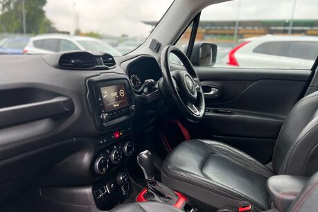 Jeep Renegade 2.0 MultiJetII Trailhawk SUV 5dr Diesel Auto 4WD Euro 6 (s/s) (170 ps) 32