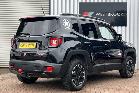 Jeep Renegade 2.0 MultiJetII Trailhawk SUV 5dr Diesel Auto 4WD Euro 6 (s/s) (170 ps) 3