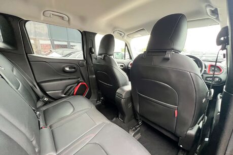 Jeep Renegade 2.0 MultiJetII Trailhawk SUV 5dr Diesel Auto 4WD Euro 6 (s/s) (170 ps) 25