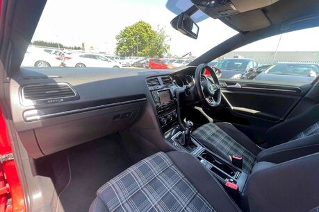 Volkswagen Golf 2.0 TDI BlueMotion Tech GTD Euro 6 (s/s) 5dr 20