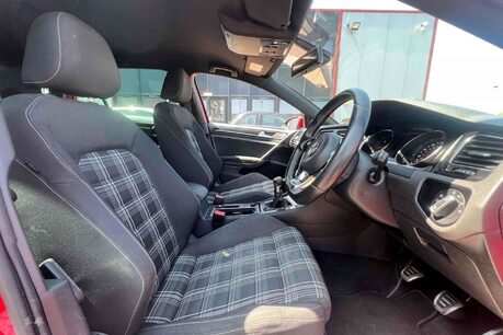 Volkswagen Golf 2.0 TDI BlueMotion Tech GTD Euro 6 (s/s) 5dr 9