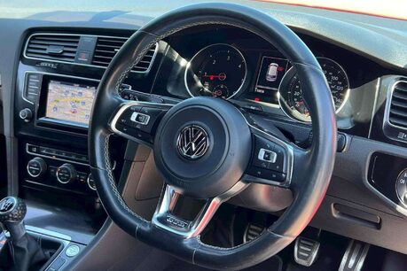 Volkswagen Golf 2.0 TDI BlueMotion Tech GTD Euro 6 (s/s) 5dr 7