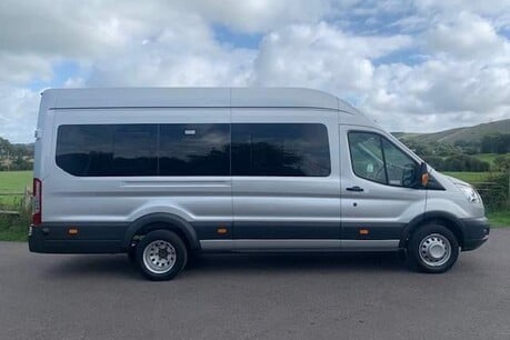 Ford Transit 2.2 TDCi 460 HDT Trend L4 H3 5dr (18 seats) 5