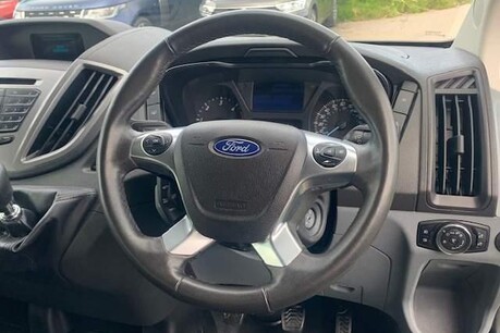 Ford Transit 2.2 TDCi 460 HDT Trend L4 H3 5dr (18 seats) 27