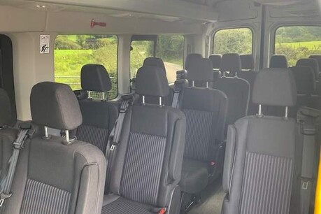 Ford Transit 2.2 TDCi 460 HDT Trend L4 H3 5dr (18 seats) 30