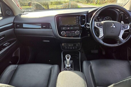 Mitsubishi Outlander 2.0h 12kWh 4hs CVT 4WD Euro 6 (s/s) 5dr 4