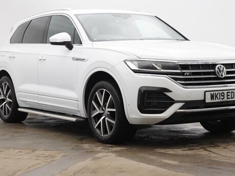Volkswagen Touareg 3.0 TDI V6 R-Line Tech Tiptronic 4Motion Euro 6 (s/s) 5dr