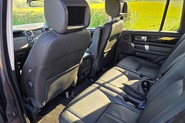Land Rover Discovery 3.0 SD V6 Landmark Auto 4WD Euro 6 (s/s) 5dr 8