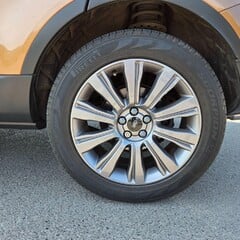 Land Rover Range Rover Evoque 2.2 SD4 Prestige 4WD Euro 5 (s/s) 5dr 9