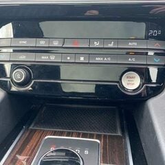 Jaguar F-Pace 2.0 D240 Portfolio Auto AWD Euro 6 (s/s) 5dr 16