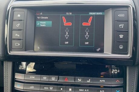 Jaguar F-Pace 2.0 D240 Portfolio Auto AWD Euro 6 (s/s) 5dr 19