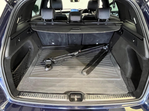Mercedes-Benz GLC 3.0 GLC350d V6 AMG Line (Premium Plus) G-Tronic 4MATIC Euro 6 (s/s) 5dr 59