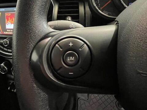 Mini Hatch 1.5 Cooper Classic Euro 6 (s/s) 3dr 25