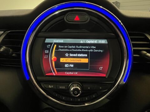 Mini Hatch 1.5 Cooper Classic Euro 6 (s/s) 3dr 35