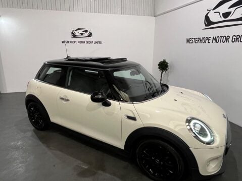 Mini Hatch 1.5 Cooper Classic Euro 6 (s/s) 3dr 9