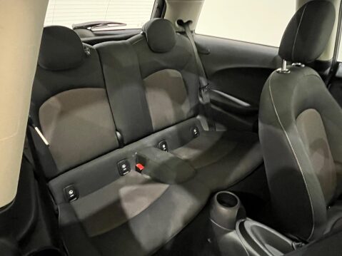 Mini Hatch 1.5 Cooper Classic Euro 6 (s/s) 3dr 19