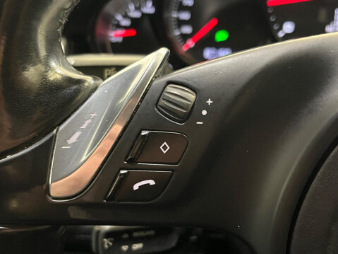 Porsche Panamera 3.0D V6 TiptronicS Euro 5 5dr 25