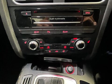 Audi A4 2.0 TFSI Black Edition S Tronic quattro Euro 5 (s/s) 4dr 50