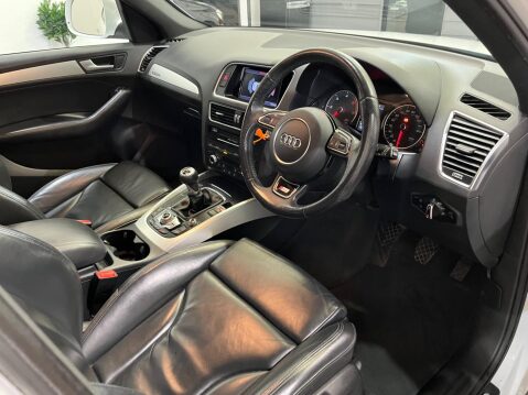 Audi Q5 2.0 TDI S line Plus quattro Euro 5 (s/s) 5dr 58