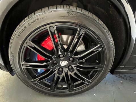 Porsche Cayenne 3.6T V6 GTS TiptronicS 4WD Euro 6 (s/s) 5dr 37