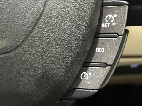 Land Rover Range Rover Evoque 2.2 eD4 Pure Tech FWD Euro 5 (s/s) 5dr 22