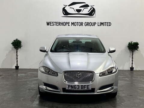 Jaguar XF 2.2d Luxury Auto Euro 5 (s/s) 4dr 7