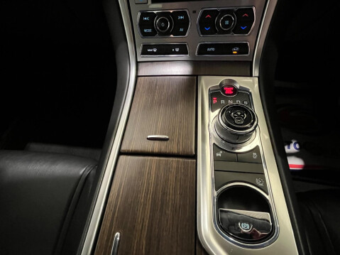 Jaguar XF 2.2d Luxury Auto Euro 5 (s/s) 4dr 19