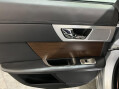 Jaguar XF 2.2d Luxury Auto Euro 5 (s/s) 4dr 28
