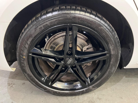 Audi A4 2.0 TDI S line Euro 6 (s/s) 4dr 38