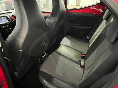Toyota Aygo 1.0 VVT-i x-pression Euro 6 5dr 19