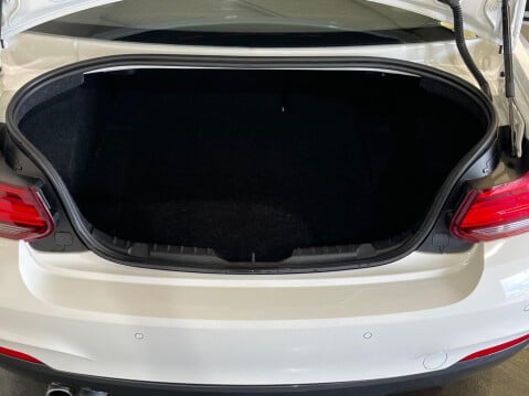 BMW 2 Series 2.0 220d M Sport Auto Euro 6 (s/s) 2dr 44