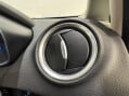Ford Fiesta 1.0 Zetec Euro 5 (s/s) 3dr 32