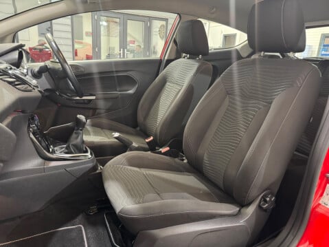 Ford Fiesta 1.0 Zetec Euro 5 (s/s) 3dr 48