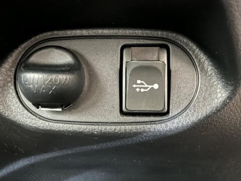 Toyota Yaris 1.33 Dual VVT-i Excel Euro 5 5dr Euro 5 24