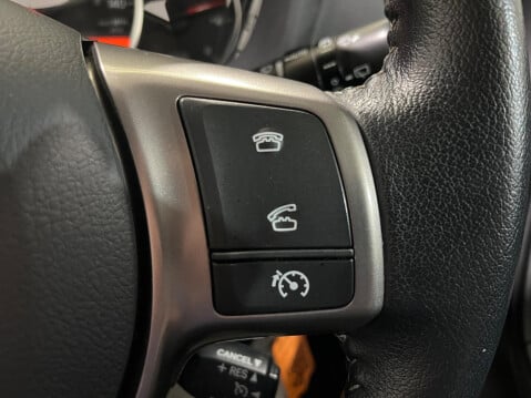 Toyota Yaris 1.33 Dual VVT-i Excel Euro 5 5dr Euro 5 32