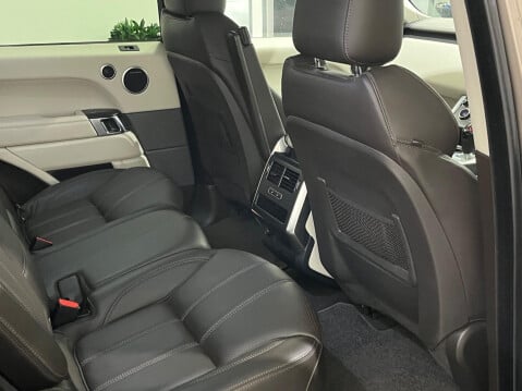 Land Rover Range Rover Sport 3.0 SD V6 HSE Dynamic Auto 4WD Euro 6 (s/s) 5dr 23