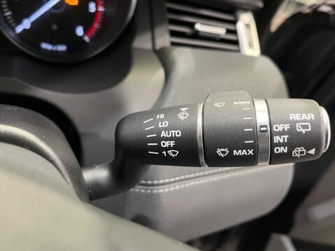 Land Rover Range Rover Evoque 2.0 TD4 SE Tech 4WD Euro 6 (s/s) 5dr 18
