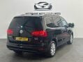 Volkswagen Sharan 2.0 TDI BlueMotion Tech SEL DSG Euro 5 (s/s) 5dr 23