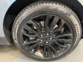 Land Rover Range Rover Sport 3.0 SD V6 HSE Dynamic Auto 4WD Euro 6 (s/s) 5dr 35