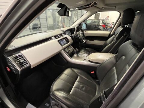 Land Rover Range Rover Sport 3.0 SD V6 HSE Dynamic Auto 4WD Euro 6 (s/s) 5dr 48