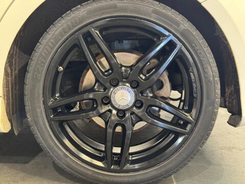 Mercedes-Benz A Class 1.6 A160 AMG Line (Executive) Euro 6 (s/s) 5dr 29