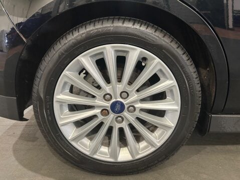 Ford C-Max 1.0T EcoBoost GPF Titanium Euro 6 (s/s) 5dr 33